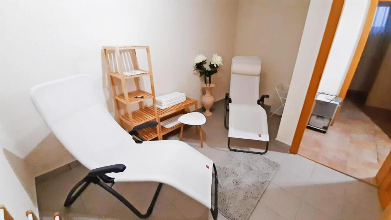 Relax Vila Kampel 코페르 외부 사진