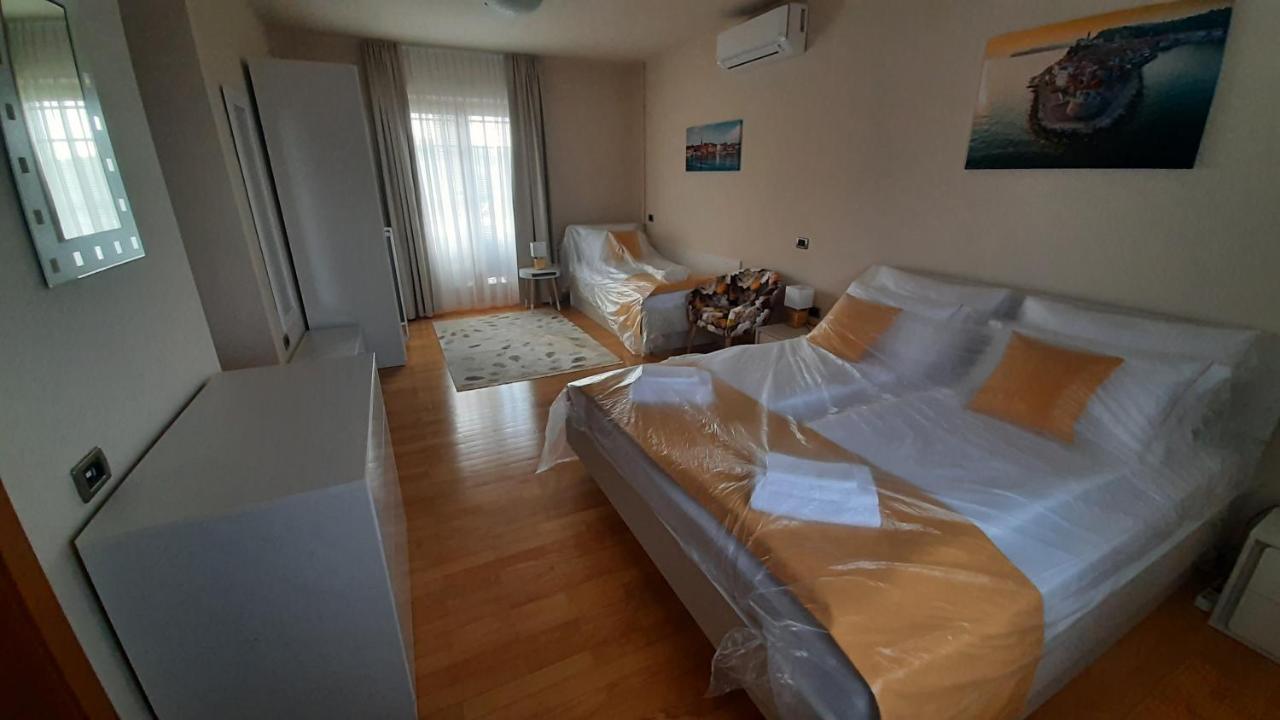 Relax Vila Kampel 코페르 외부 사진