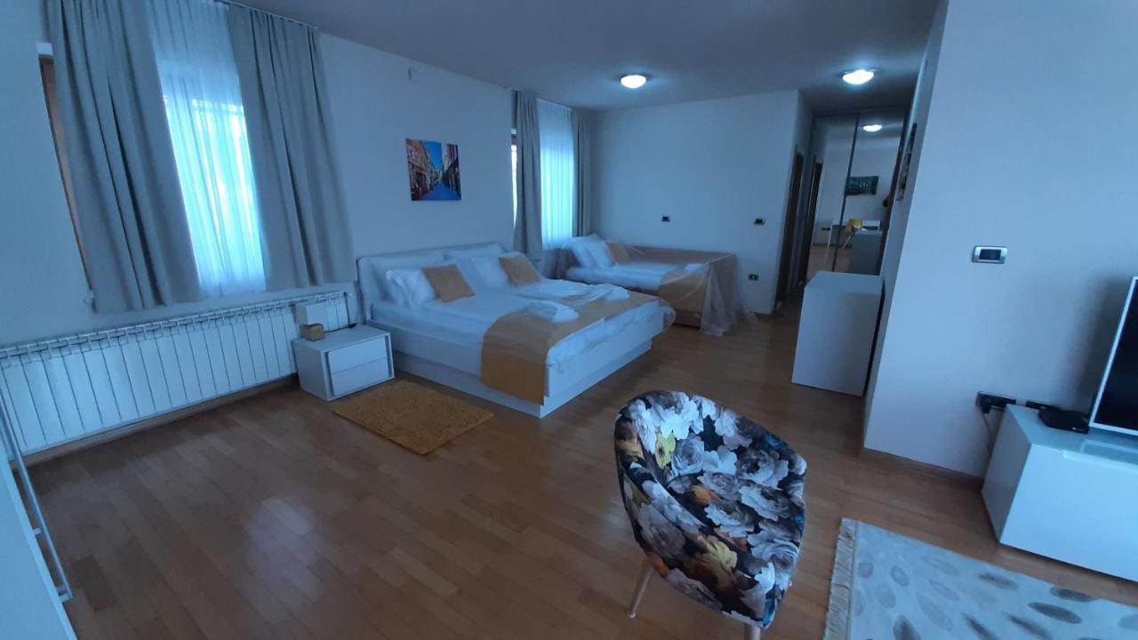 Relax Vila Kampel 코페르 외부 사진